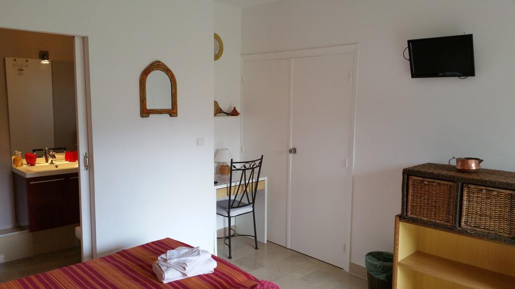 Chambres D'Hotes Et Gites Al Pati Sorede Exterior photo